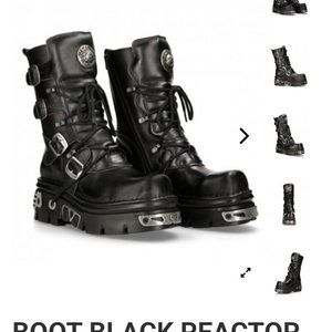Brand New BOOT BLACK REACTOR WITH BUCKLES AND LACES
